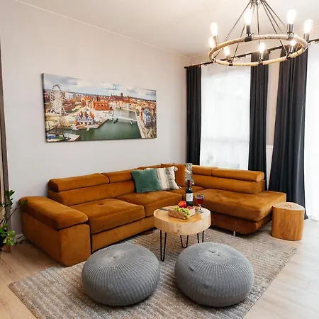 Maya's Flats & 29 - Bastion Walowa, *